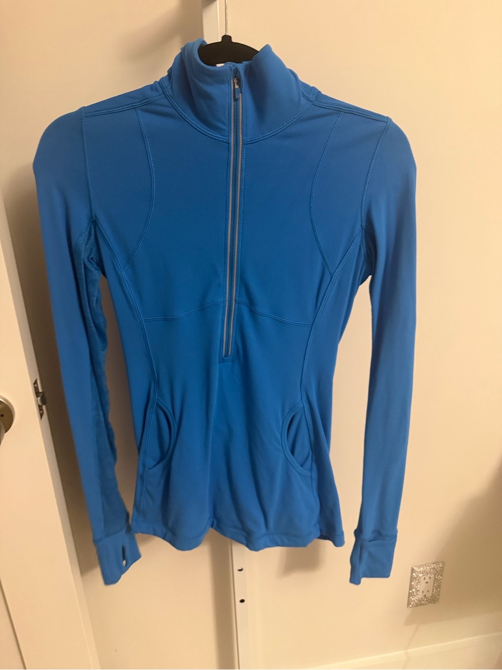 Lululemon Blue Lace Half Zip, Size 4